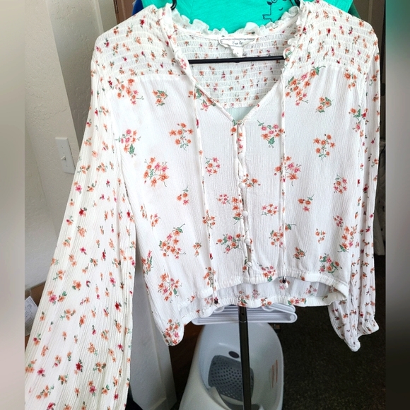 Hippie Rose Tops - Floral long sleeve shirt
